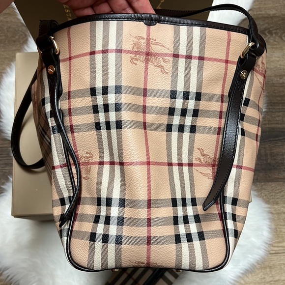 Burberry Canterbury Haymarket Bag 🌸🌸 - Picture 9 of 16